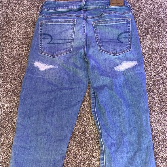 american eagle ripped jeans - Picture 2 of 4
